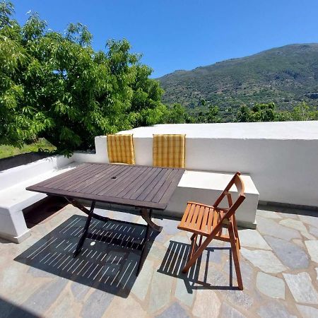 Palaiokrassa Sunny Appartment Mesaria (Andros) Exterior foto